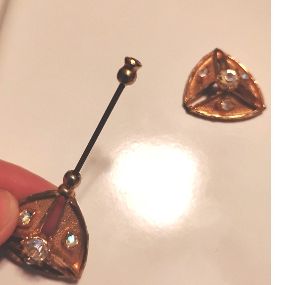 💖Vintage Art Deco Gold Triangle Jabot Pin Rhinestone Hatpin Set fairy Preppy - Picture 5 of 5